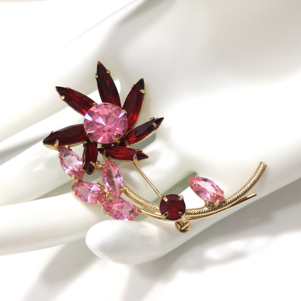 Vintage 1950s Pink Red Rhinestone Flower Brooch, Gold Plated